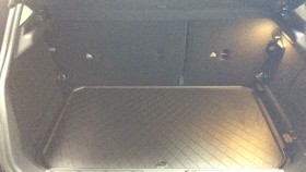 内装トランク