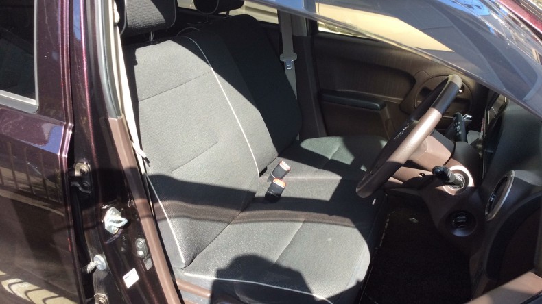 内装前方シート