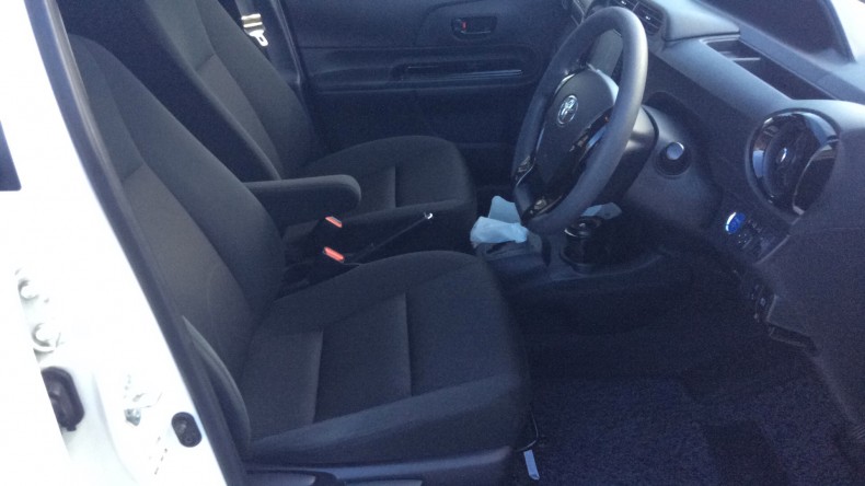 内装前方シート