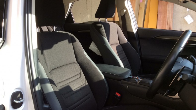 内装前方シート