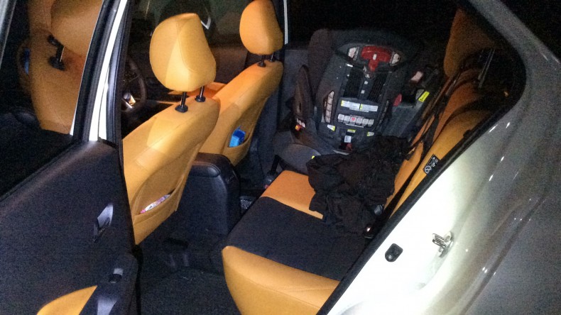 内装後方シート