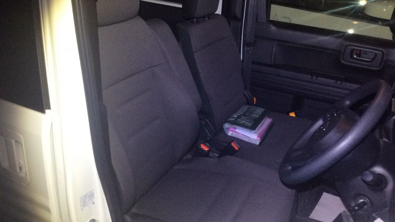 内装前方シート