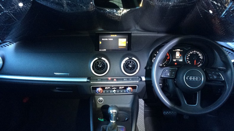 内装インパネ全体