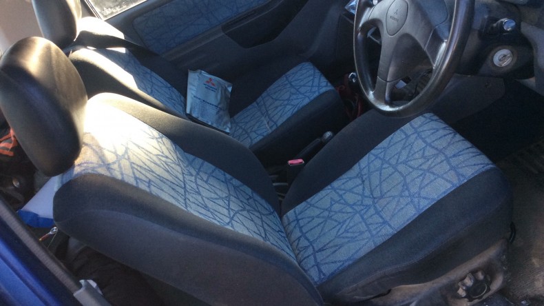 内装前方シート