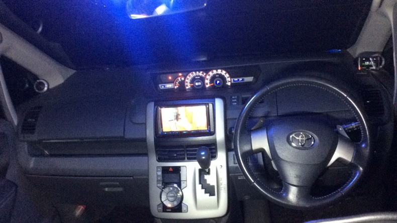 内装インパネ全体