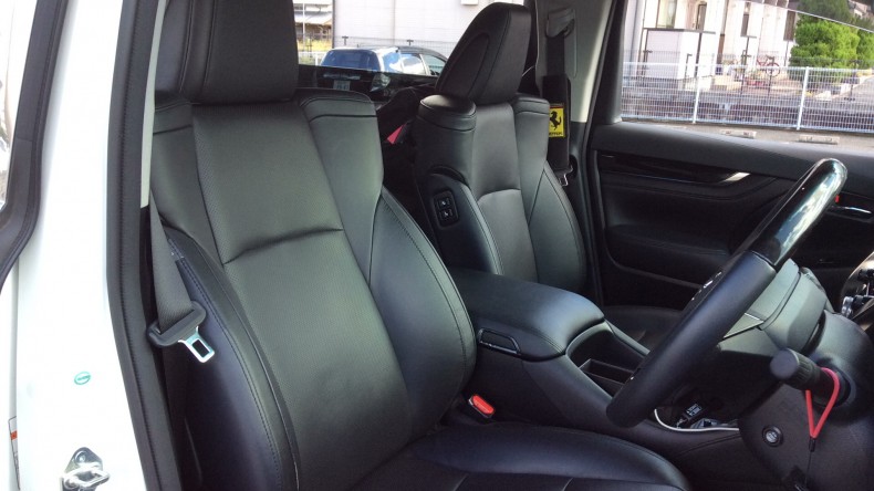 内装前方シート