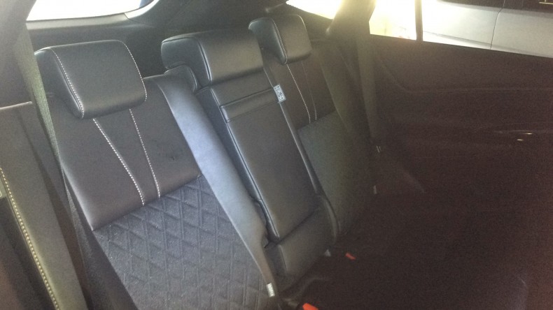 内装後方シート