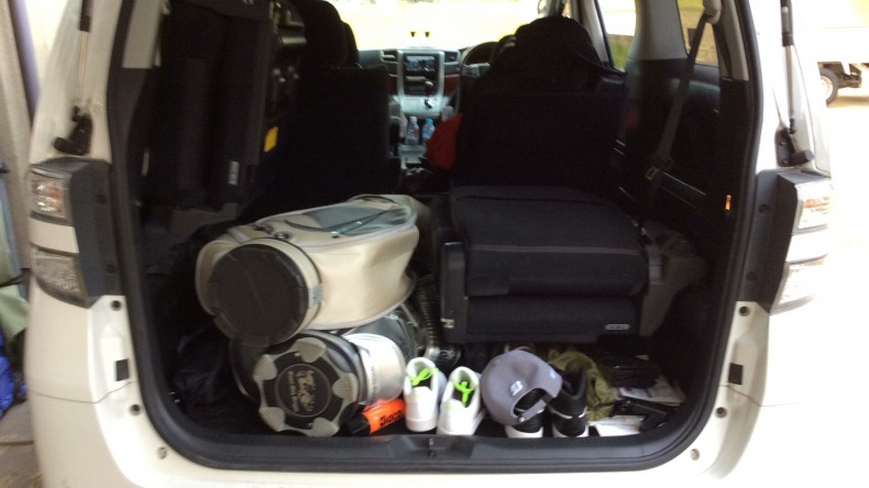 内装トランク