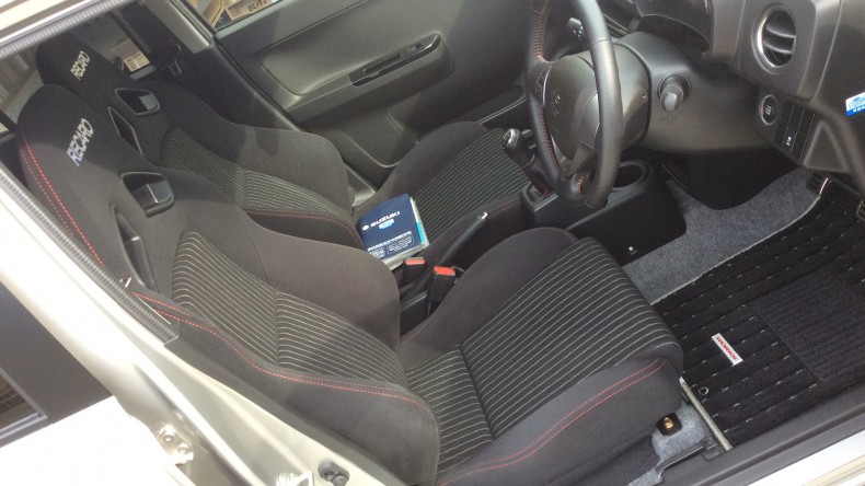 内装前方シート