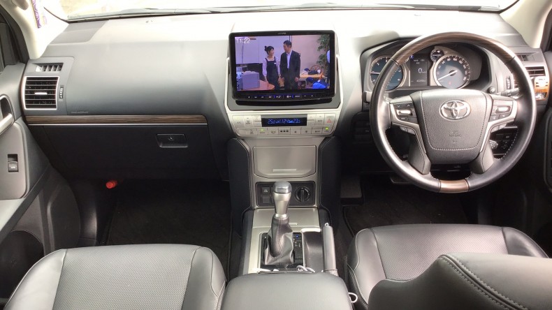 内装インパネ全体