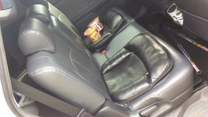 内装後方シート