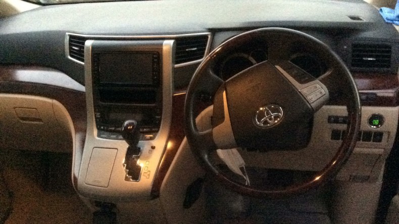 内装インパネ全体