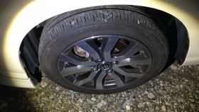 タイヤホイール前