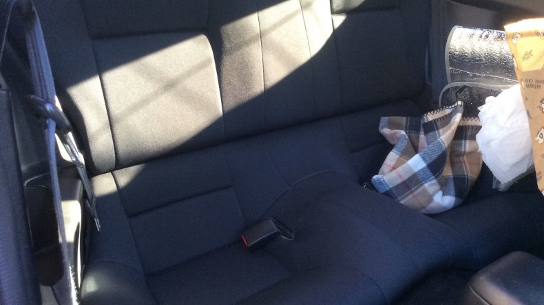 内装後方シート