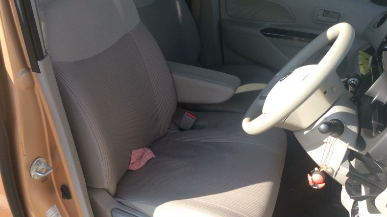 内装前方シート