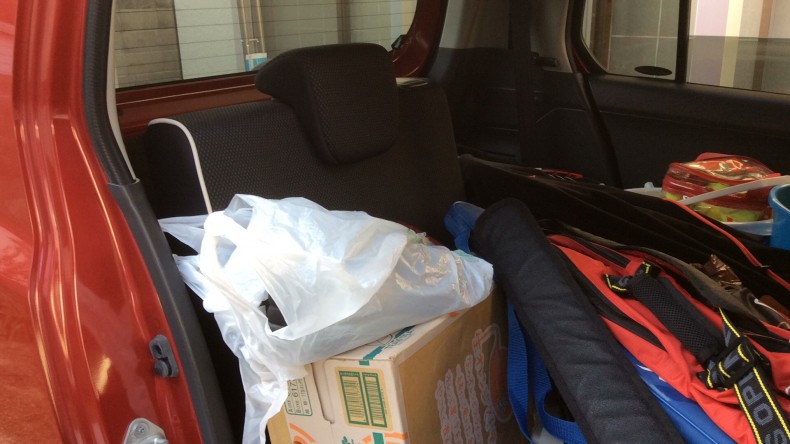 内装後方シート