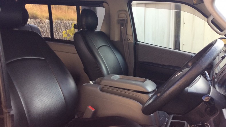 内装前方シート