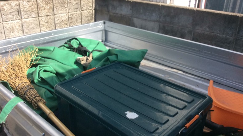 内装後方シート