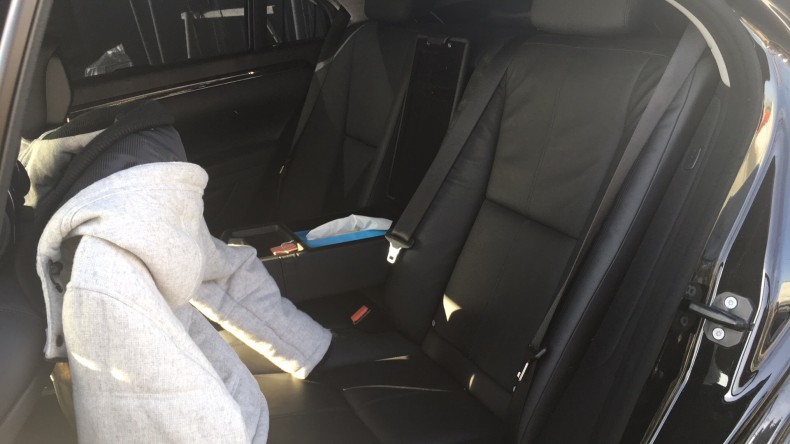 内装後方シート