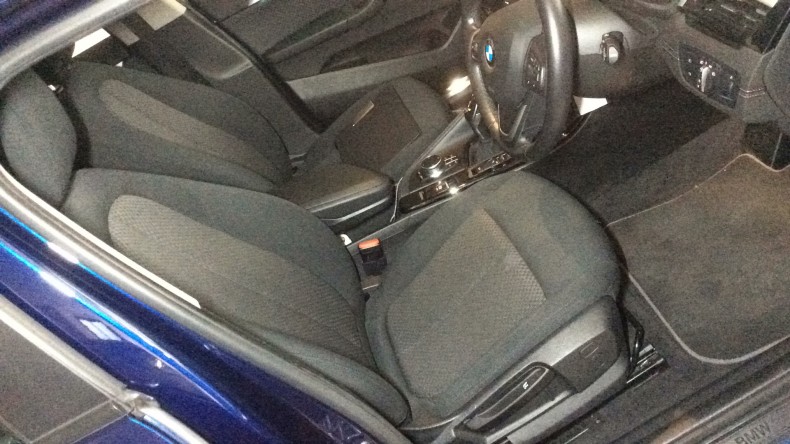 内装前方シート