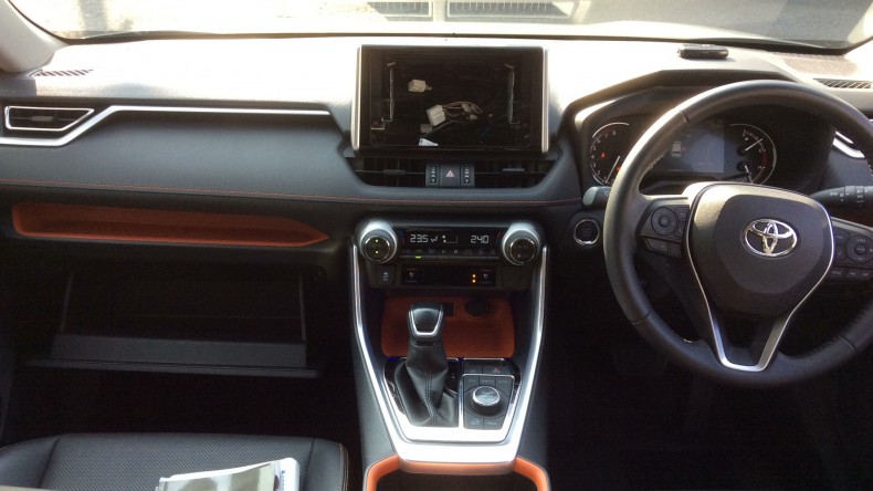 内装インパネ全体