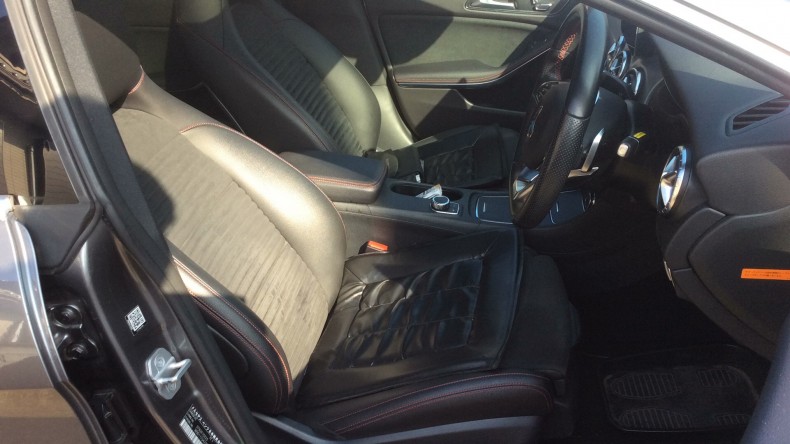 内装前方シート