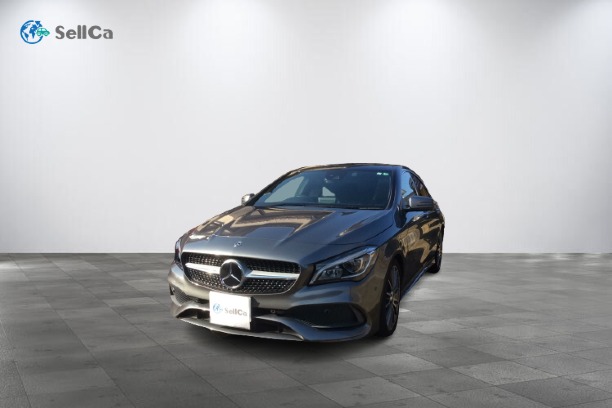 メルセデス・ベンツ　ＣＬＡクラスの車種サムネイル画像