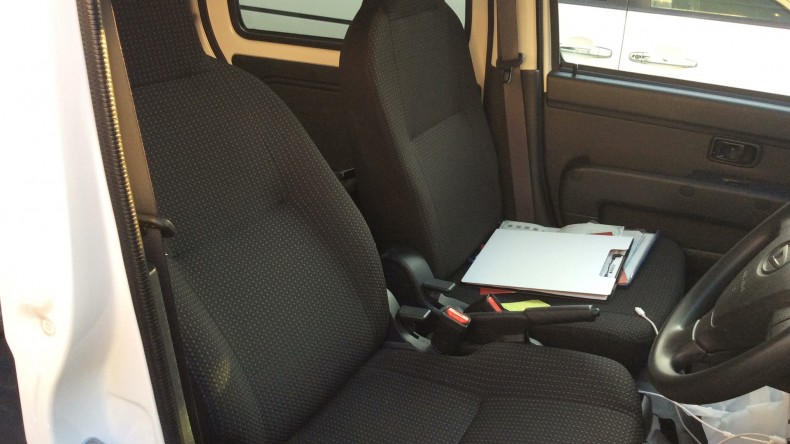 内装前方シート