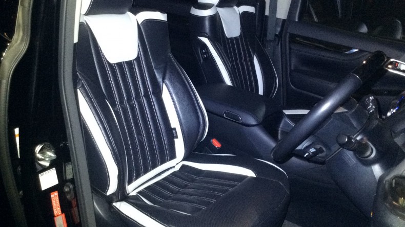 内装前方シート