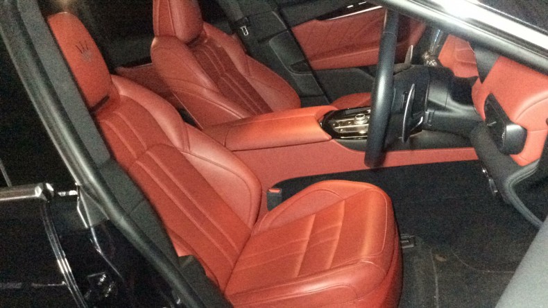 内装前方シート