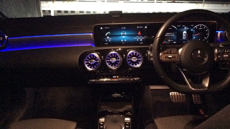 内装インパネ全体