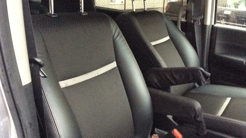 内装前方シート