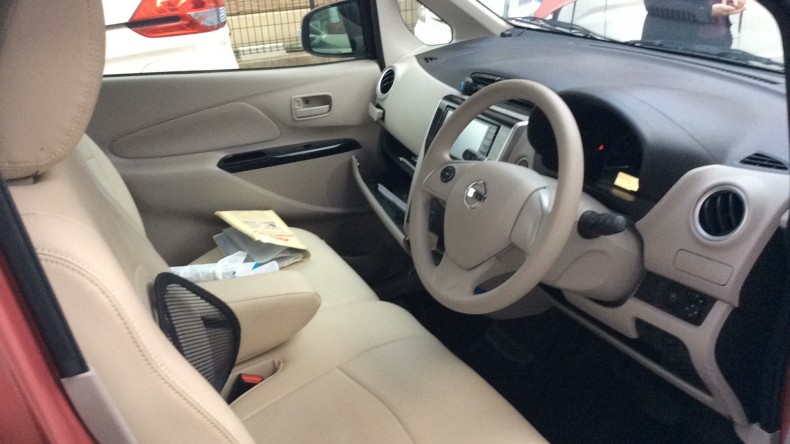 内装前方シート