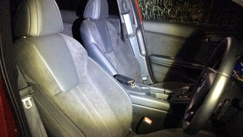 内装前方シート