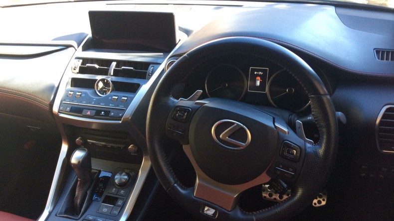 内装インパネ全体