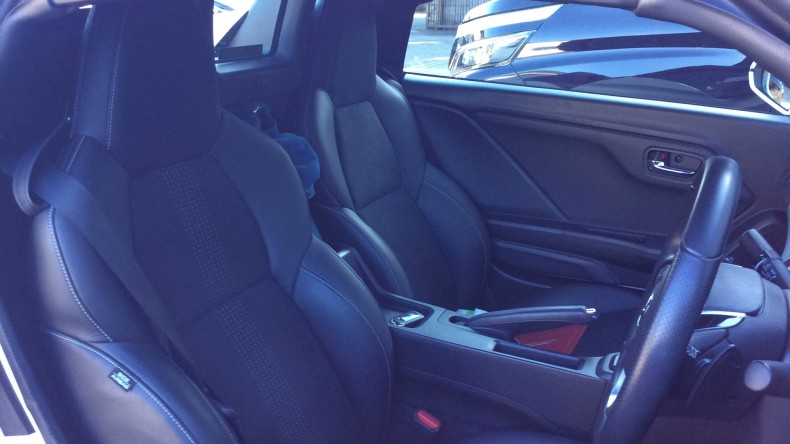 内装前方シート