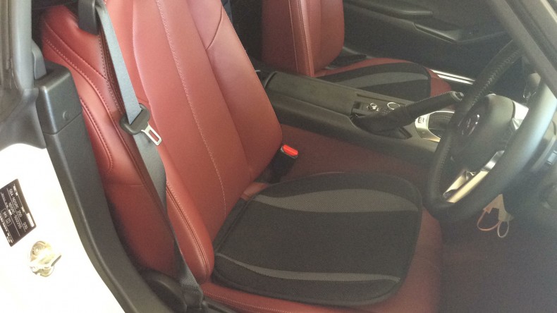 内装前方シート