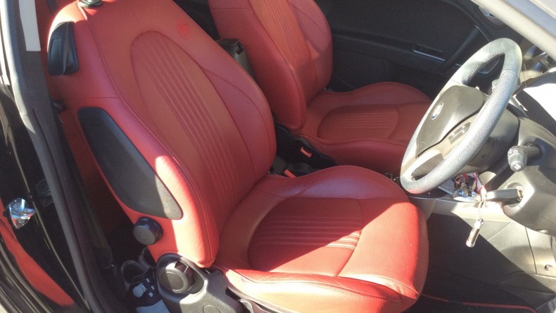 内装前方シート