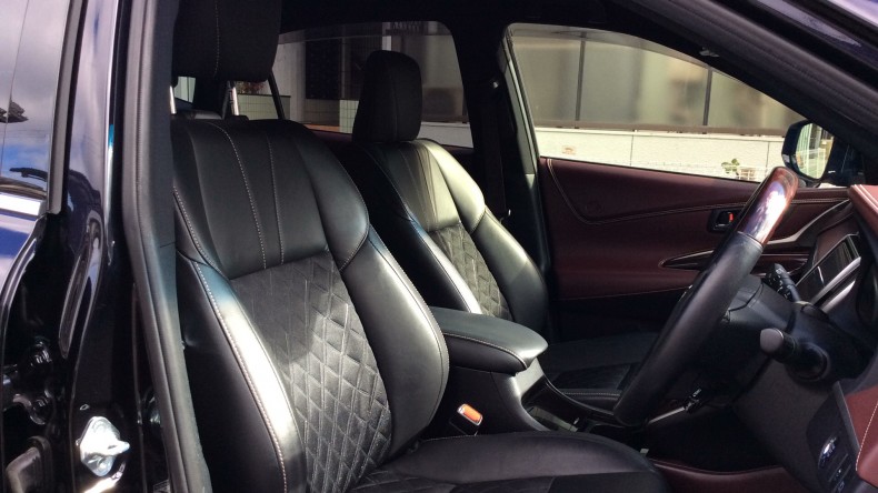 内装前方シート