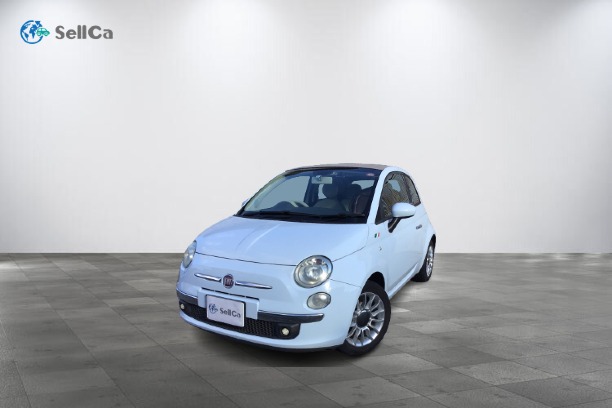フィアット 500Cの車種サムネイル画像
