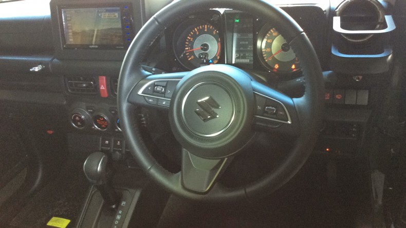 内装インパネ全体