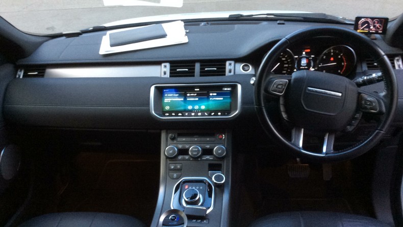 内装インパネ全体