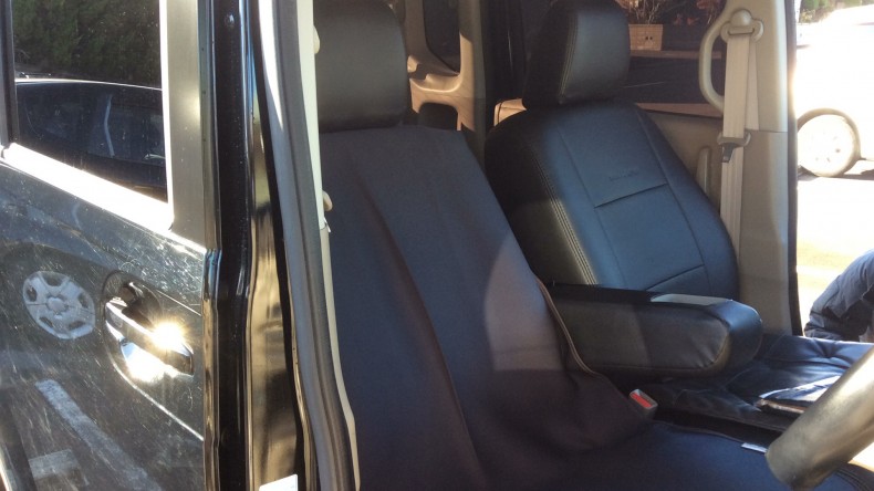 内装前方シート