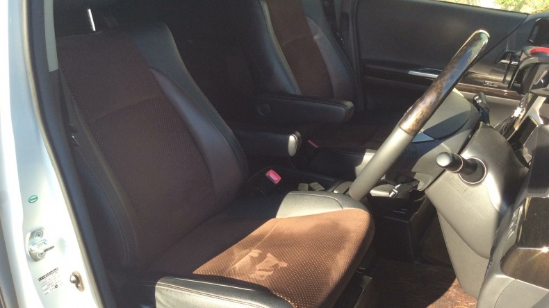 内装前方シート