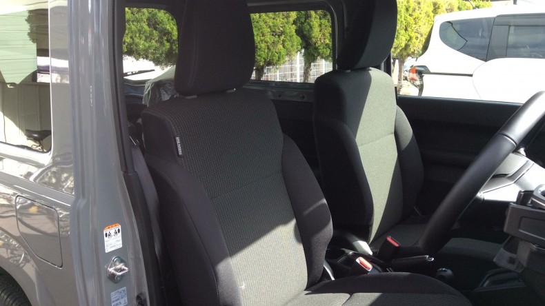 内装前方シート