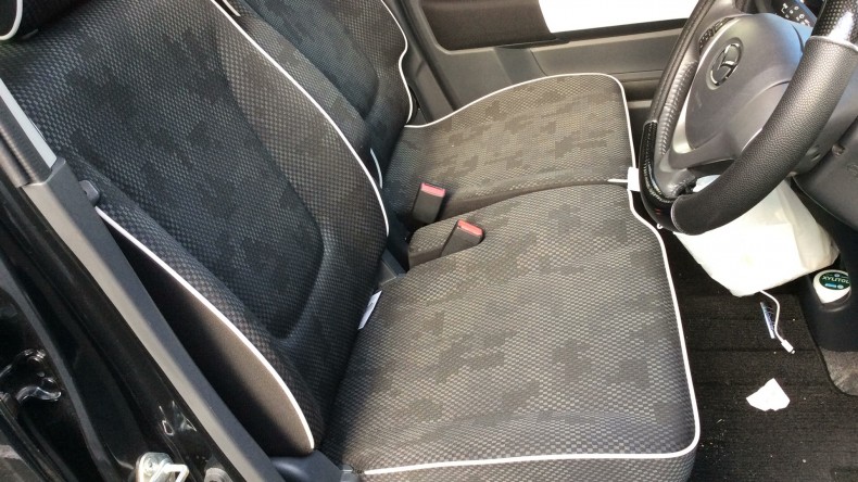 内装前方シート