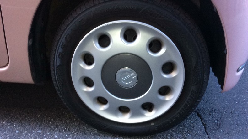 タイヤホイール前