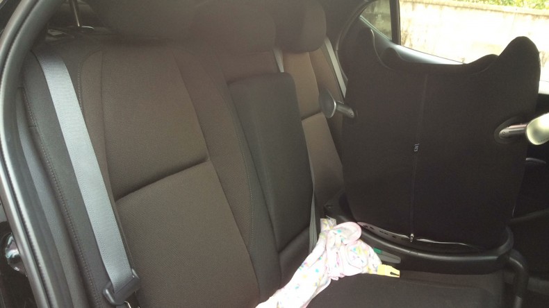 内装後方シート