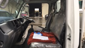 内装後方シート