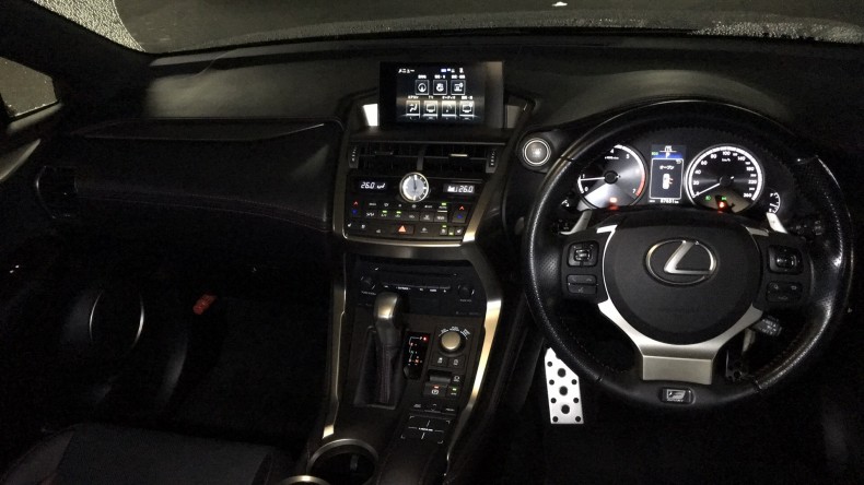 内装インパネ全体